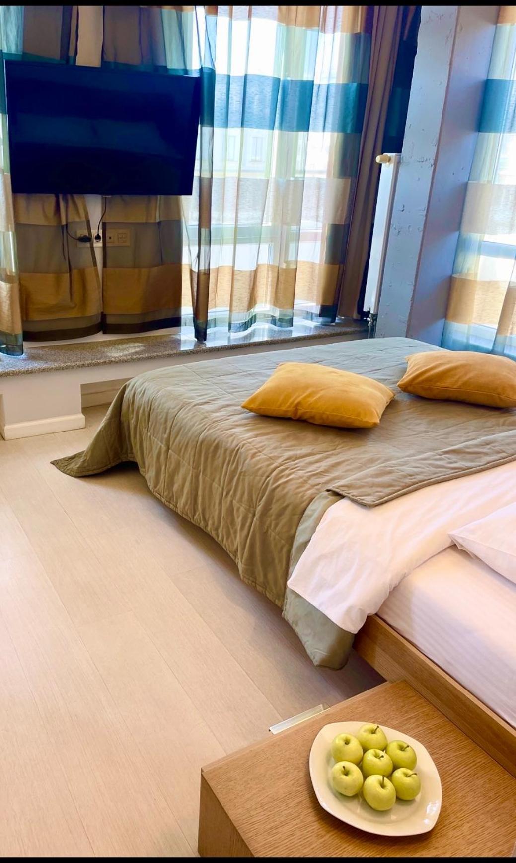Апартаменты Ясная Поляна Odessa Extérieur photo